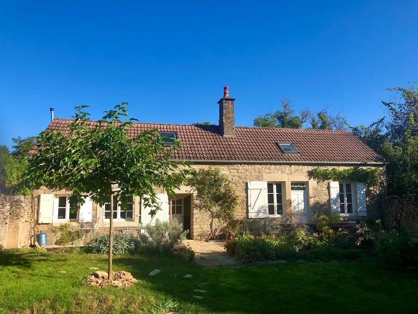 Cozy country house 2 hours 15 minutes from Paris - Image 1
