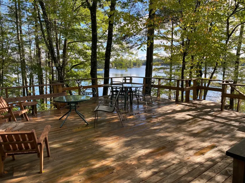 Cozy private cottage on lake with beautiful views! - Image 1