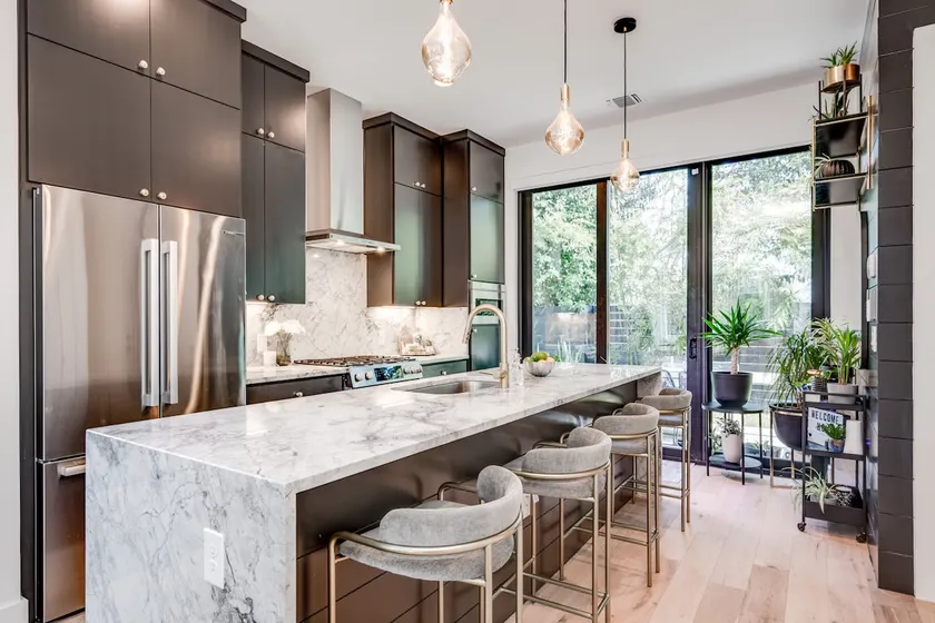 Luxurious Zilker Retreat - Image 1