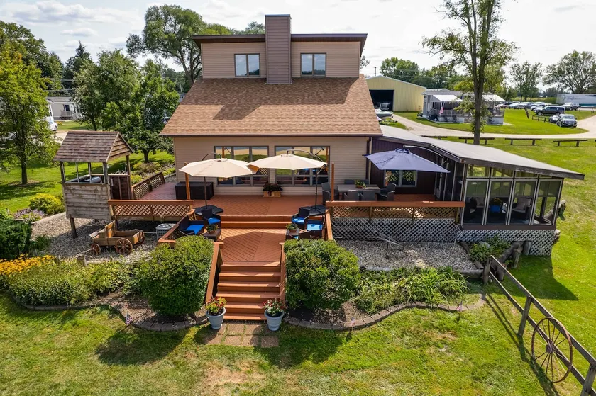 Windjammer, Lakefront Home-Away-From-Home!!! - Image 1