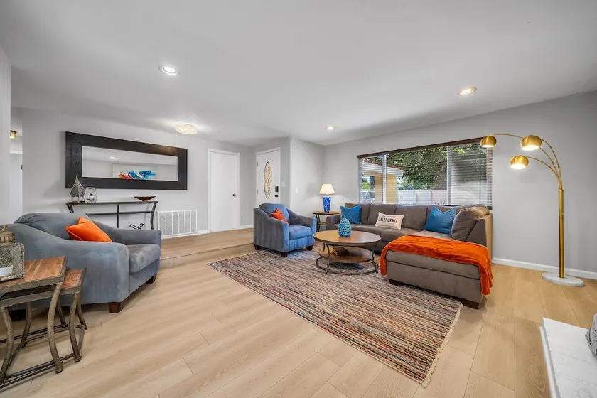 Spacious 5 BR Home with Gazebo Close to Everything - Image 1