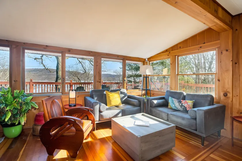 Lakeview Cabin at Greenwood Lake - Image 1