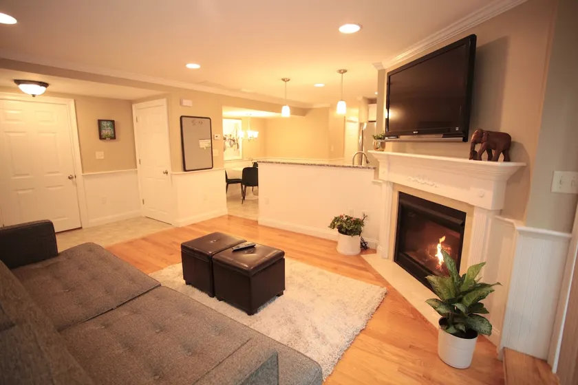 Peaceful 2BR near US Route 1 and Boston - Image 1
