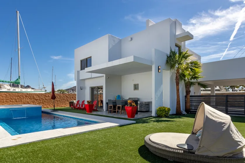 Casa Alegria with pool & jacuzzi - Marina Real SC - Image 1