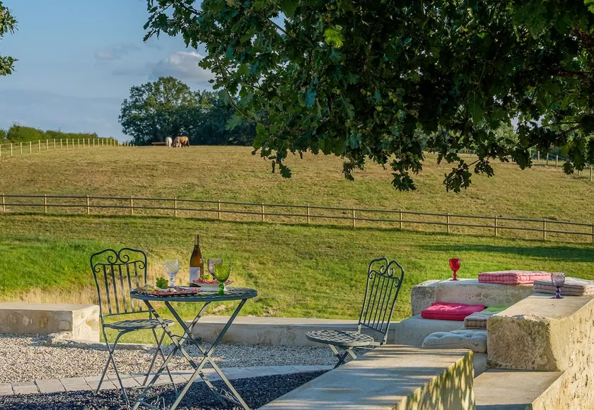 La Grange - Pleasure in Nature &amp; Calm - Image 1