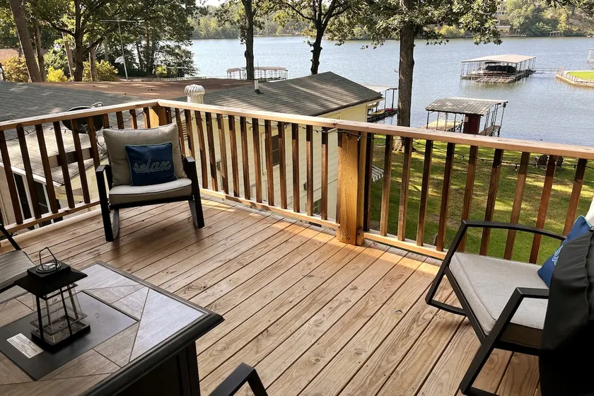 The Loft at Serenity Cove-private hot tub, firepit - Image 1