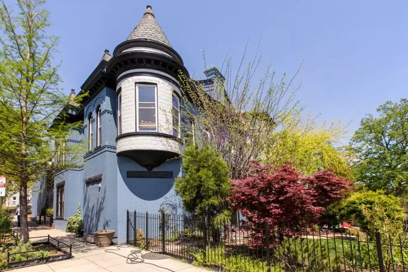 Spacious/Unique in Heart of DC Designer Rowhome - Image 1
