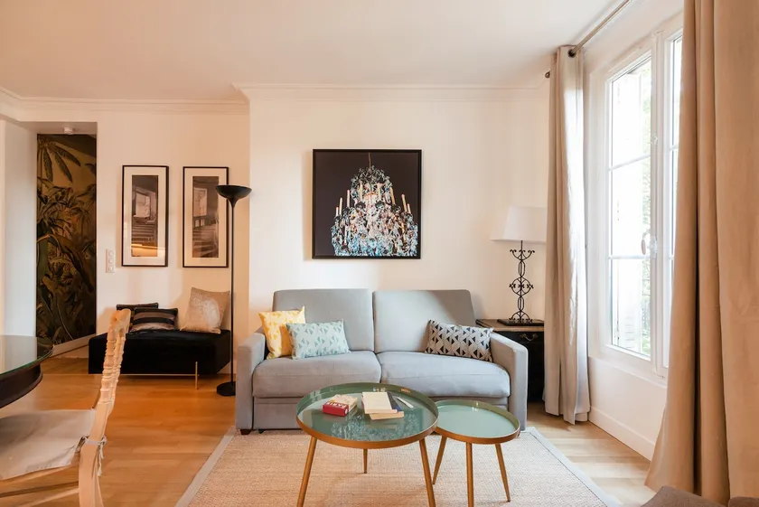 Marais Chic 2 bedrooms air conditioning, heart of the Marais - Image 1