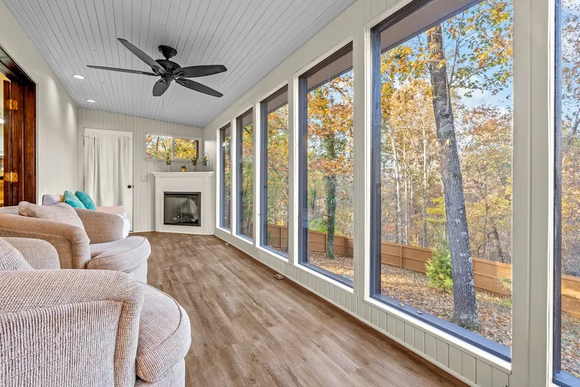 ★Come. Sit. Stay. Play.★ ☼SUNROOM☼ ♥MTB GOLF LAKE♥ - Image 1