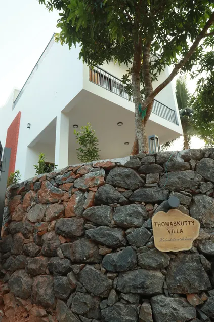 Thomaskutty Villa, 3BHK @ Calicut, Near Med Clg - Image 1