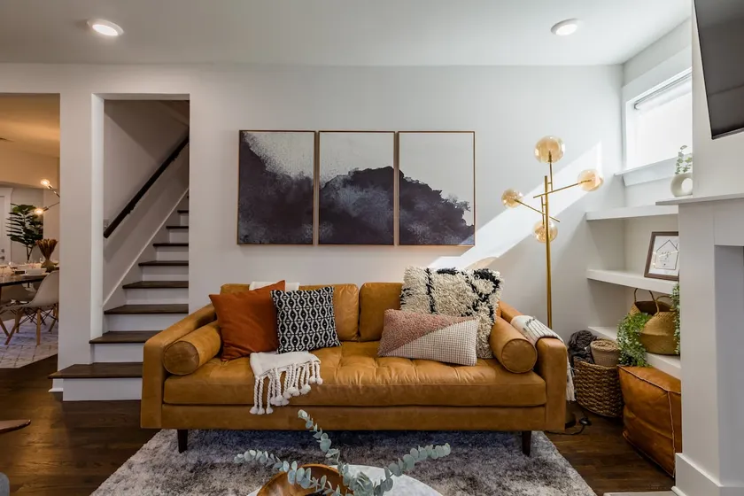 6BR Luxury Retreat • Sleeps 16 • Magical Tiny Home - Image 1