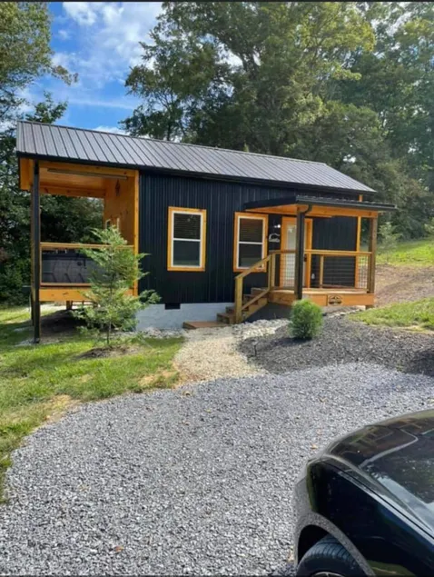 Bear Haven - Cozy Mountain Tiny Cabin - Image 1