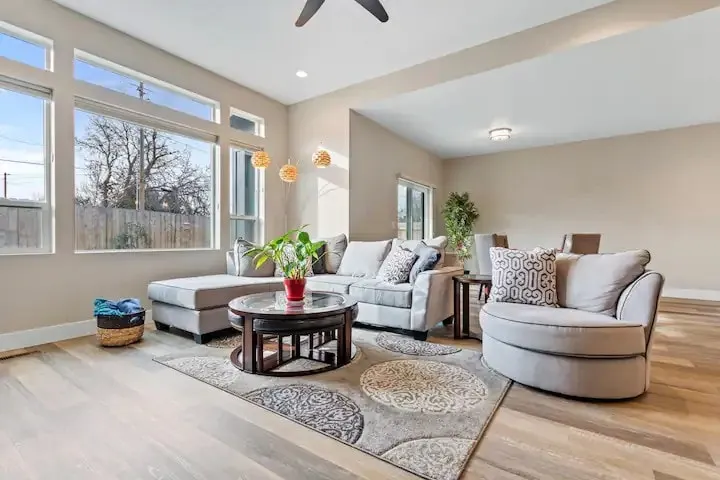 Beautiful new upscale Boise Bench home! - Image 1