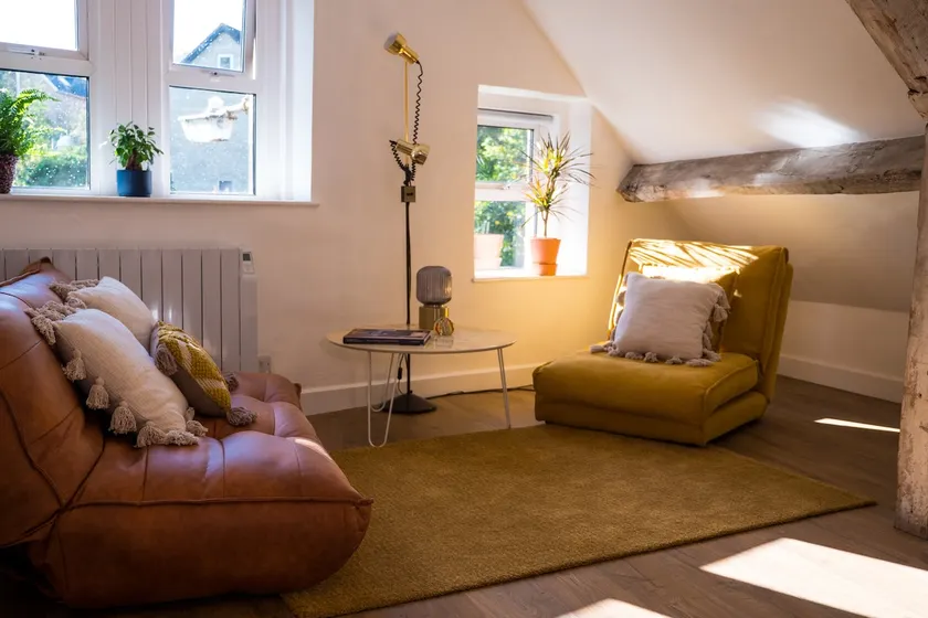 Stylish hideaway in the centre of Frome - Image 1
