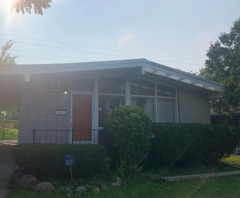 Mid-century Modern Home in heart of Oakland County - Image 1