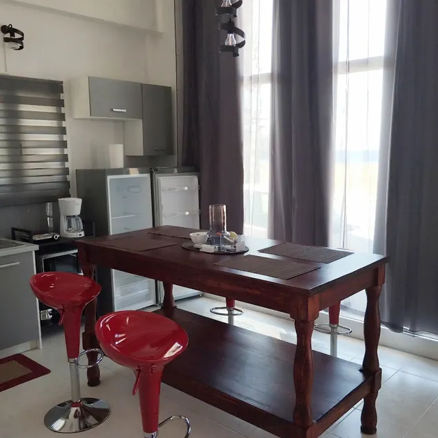 Studio Poseidonia 70 sqm view canal - Image 1