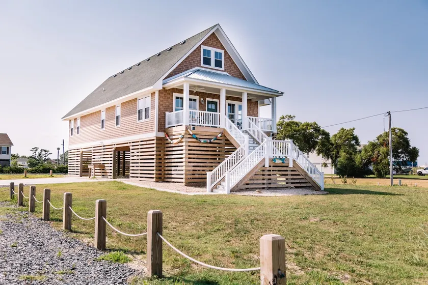 Perfect fishing village retreat with boat parking - Image 1