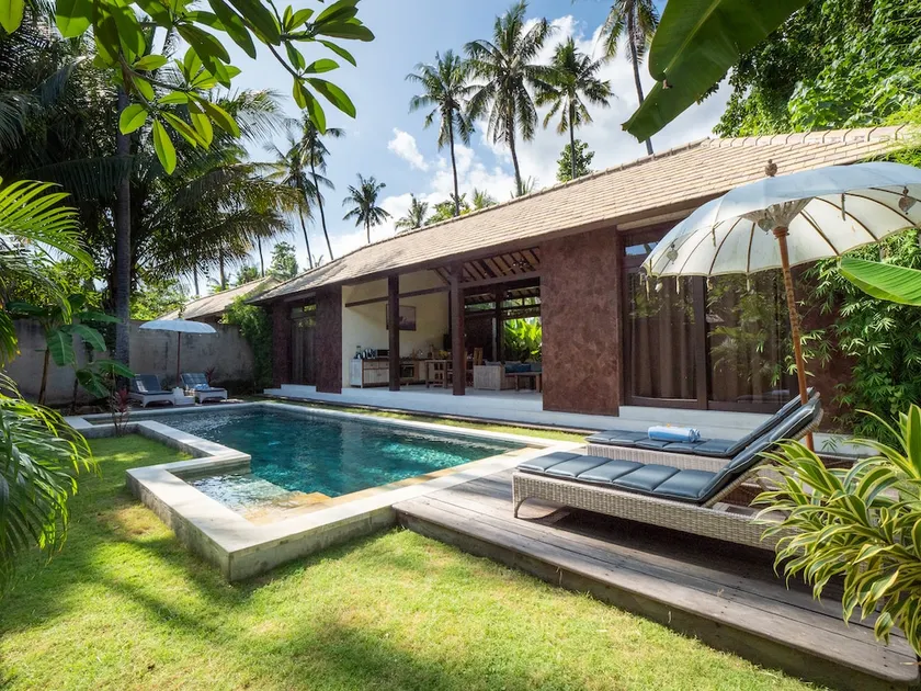 Ruby Romance Oceanside Villas - Image 1