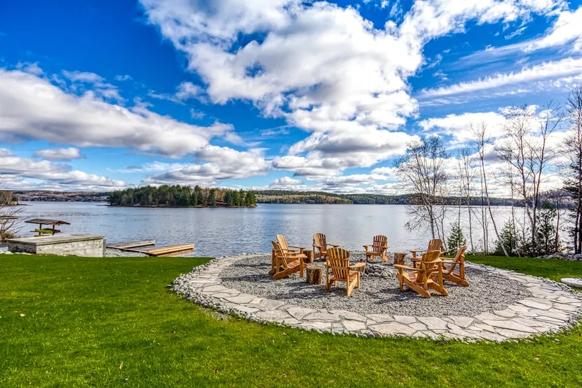 Luxury Lakehouse Getaway | Swim, Relax, Unwind - Image 1