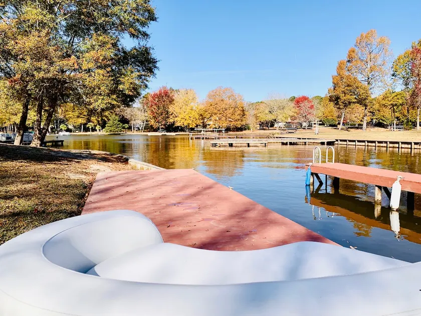 Southern Living Lake Oconee Home in a Cove! - Image 1