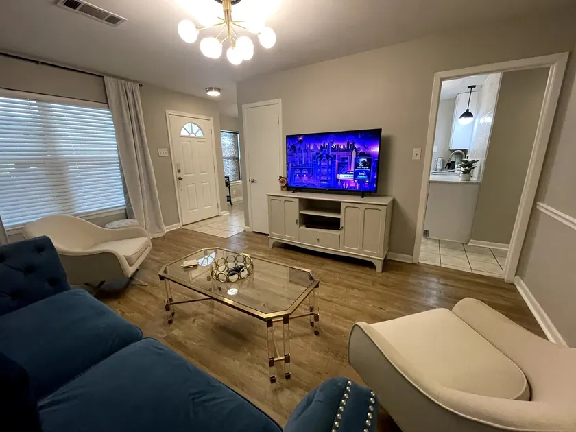 The Zen Den in Sherman - Reduced Service Fee! - Image 1