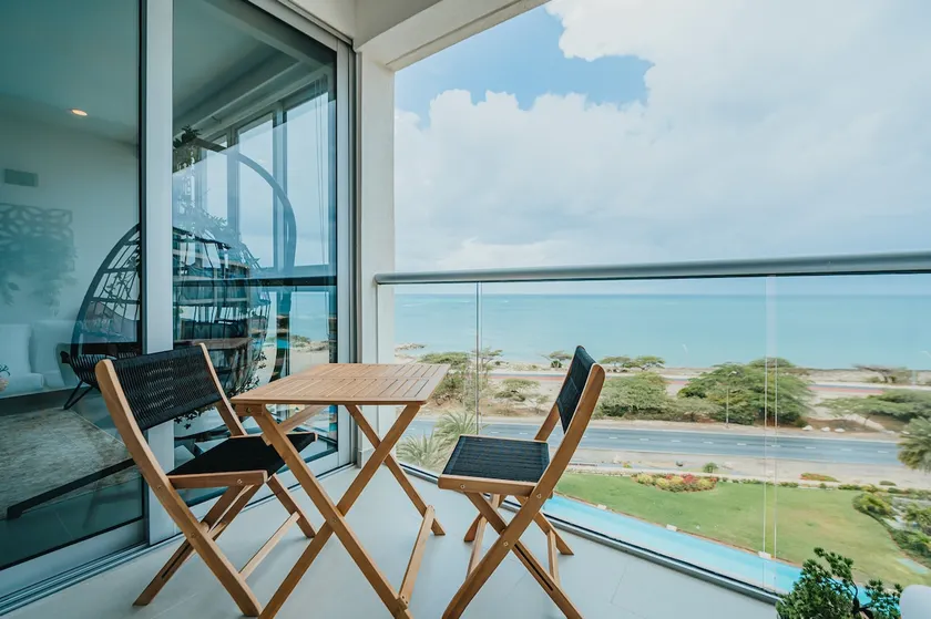 Ocean Front Eco Condo. - Image 1