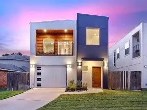 • WEST DALLAS HAVEN - Central • Stylish • Cozy • - Image 1
