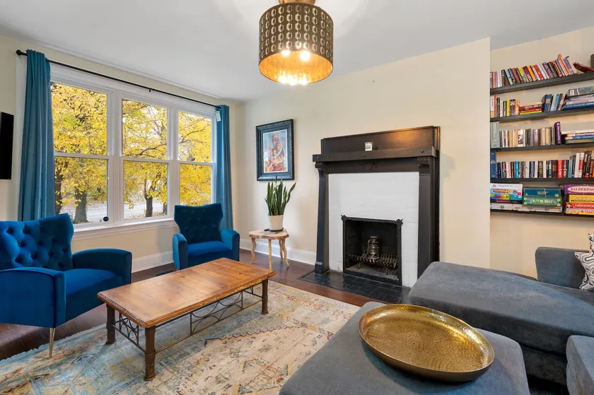 Stylish 4BR w/ Hot Tub & Huge Deck – Near Downtown - Image 1