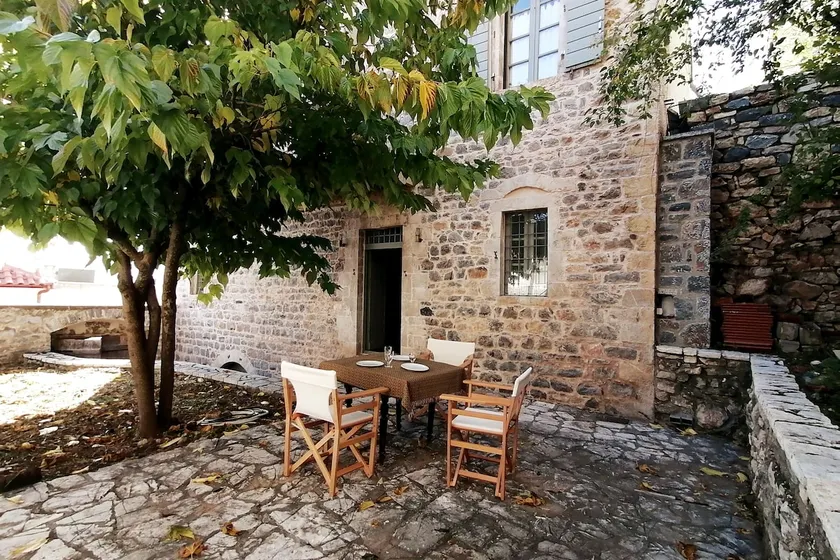 The Doctor’s Mansion - Arkadia - Image 1