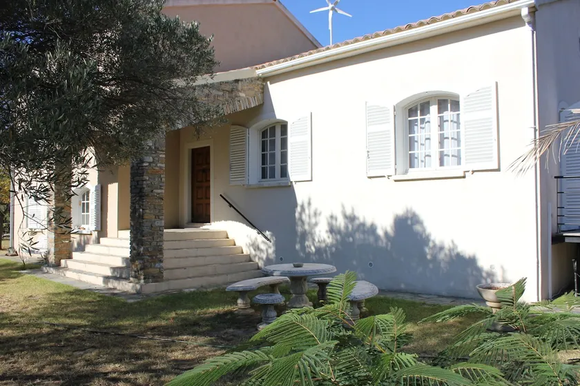House near st Florent - Image 1