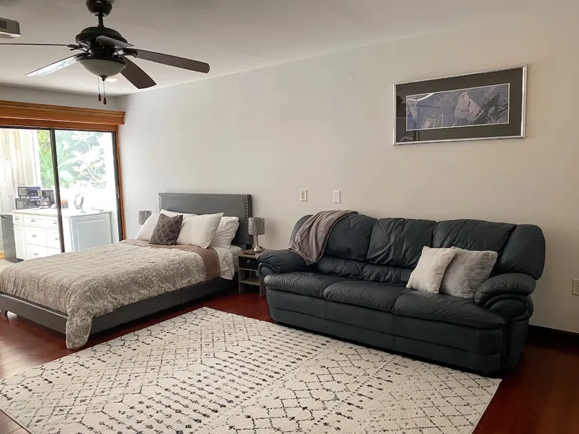 Cozy Luxury Suite In The Heart Of Fort Myers Close To Everything! - Image 1