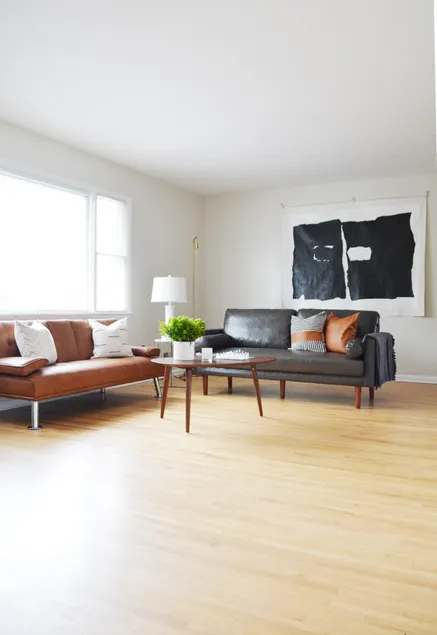 Bright 10 Bed Stylish Cozy Home in NYC Suburb ID REQUIRED - Image 1