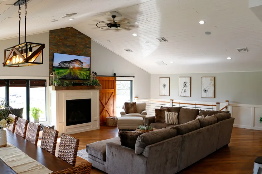 Elegance on The Farm •Limitless Amenities ♦Pool ♦Hot Tub ♦Fish Pond +more! - Image 1