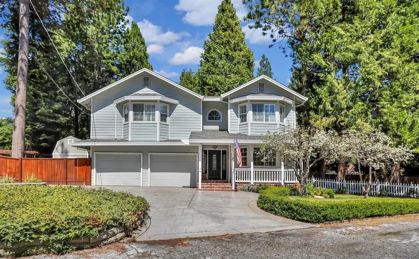Country Style Mountain Home - View of Lake Forebay - Image 1