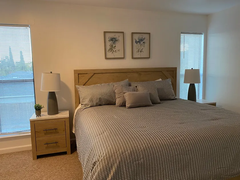Cozy Entire 1-Bedroom Condo in Redwood City - Image 1