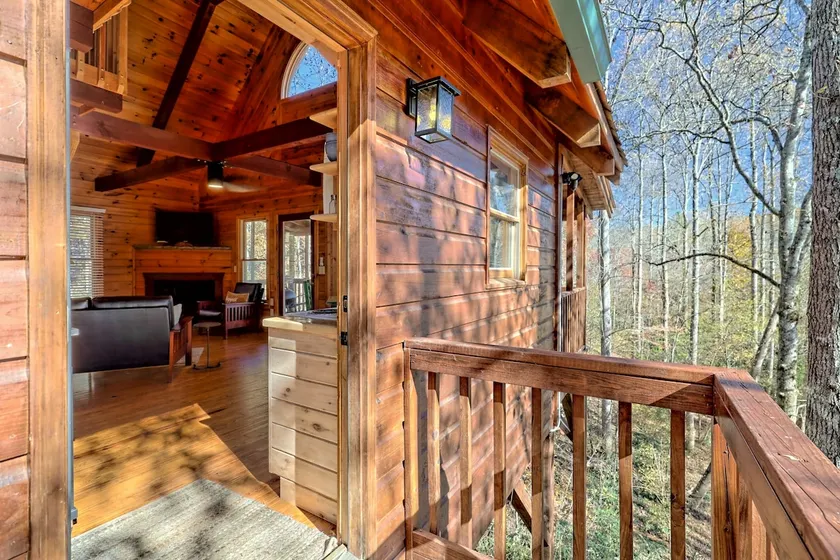 Peaceful Waters Ridge on Soque River! - Image 1