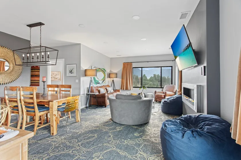 Private Condo 2 - Image 1