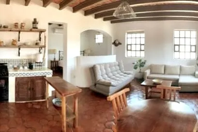 Charming little house + patio in Marfil, Guanajuato - Image 1