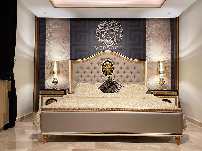 Versace (1) pool/jacuzzi/sauna/cinema/game room - Image 1