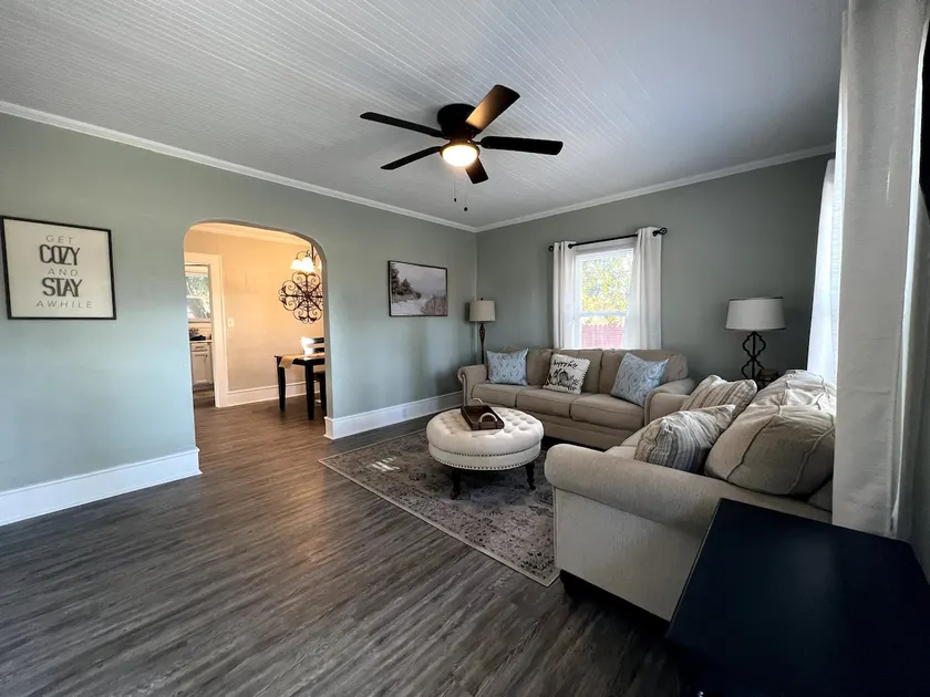❤Renovated bungalow in the heart of Mount Olive❤ - Image 1