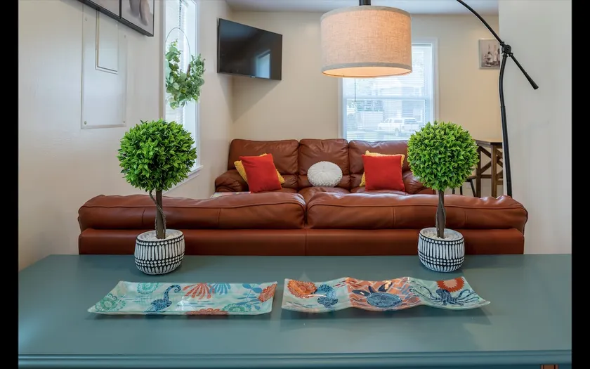 Fully Furnished Home in Hampton 5mins from H Uni - Image 1