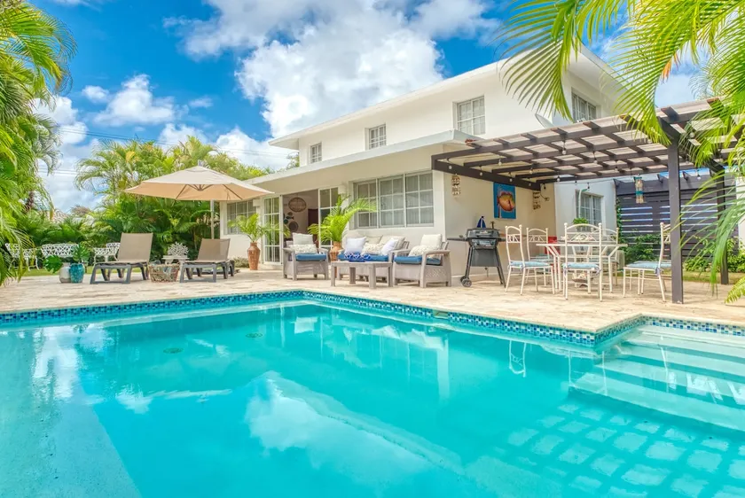 3BR villa Caracol with POOL - Punta Cana Village - Image 1
