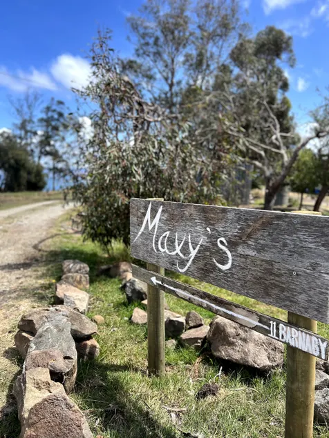 Maxy's By The Sea - Image 1