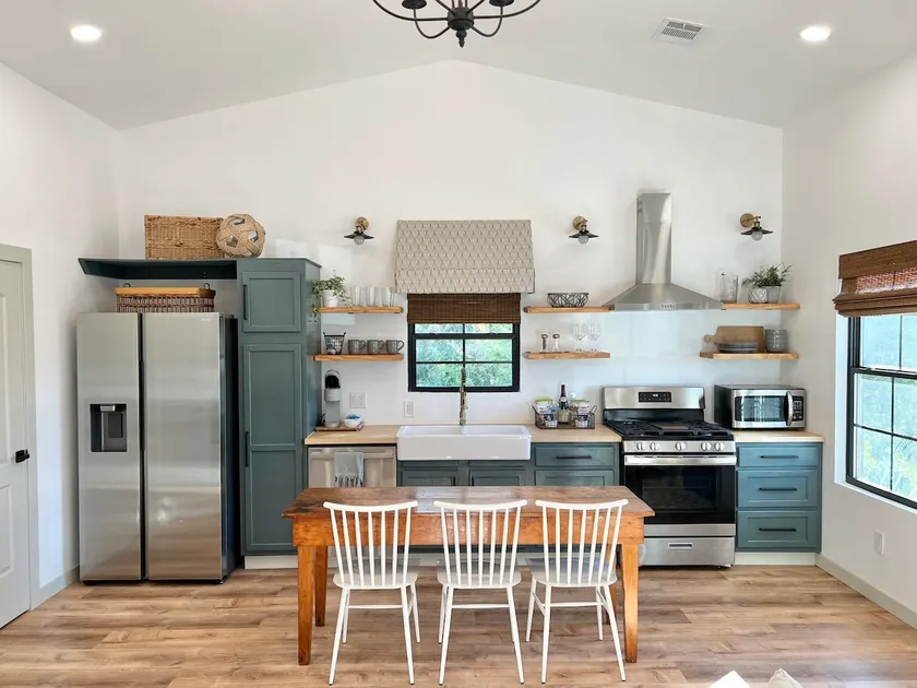 Charming Barndo | 6 miles from A&M campus! - Image 1