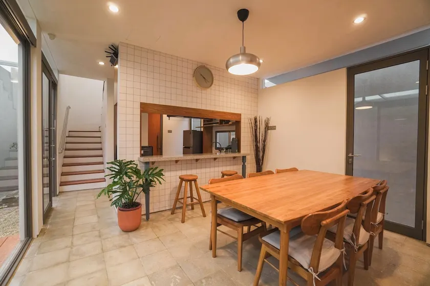 Huge Family Villa with open space, Monroe Ville - Image 1