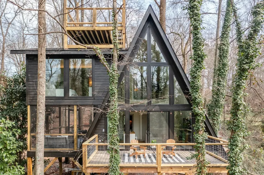 Cozy Treehouse - Image 1