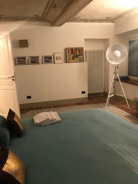 Independent apartment in a historical setting - Image 1