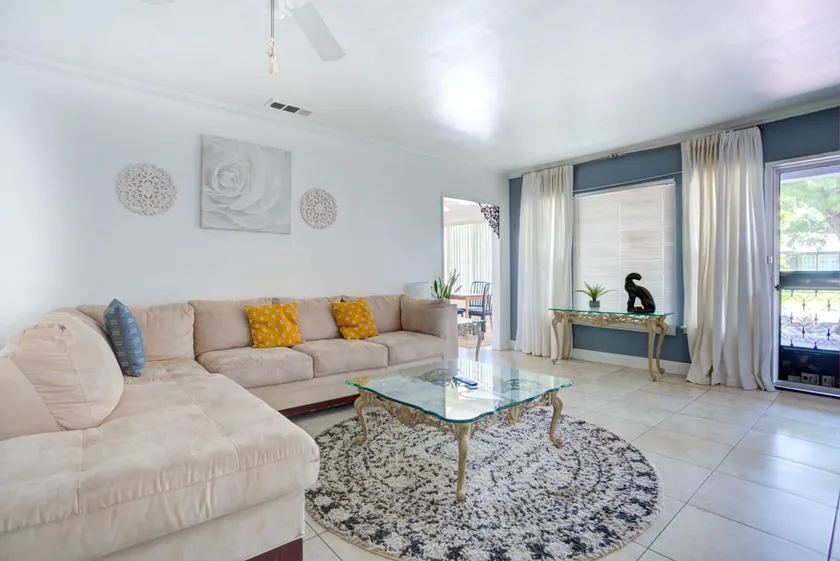 Comfortable 3B2B Home w/ Large Yard - Image 1