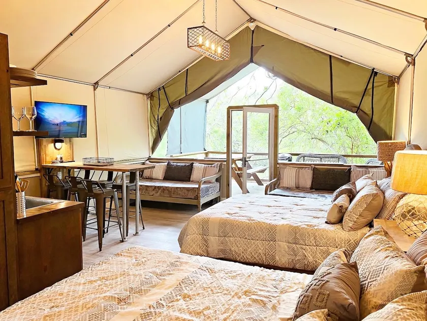 Son's Rio Cibolo Waterfront Cabin # 11 - Image 1