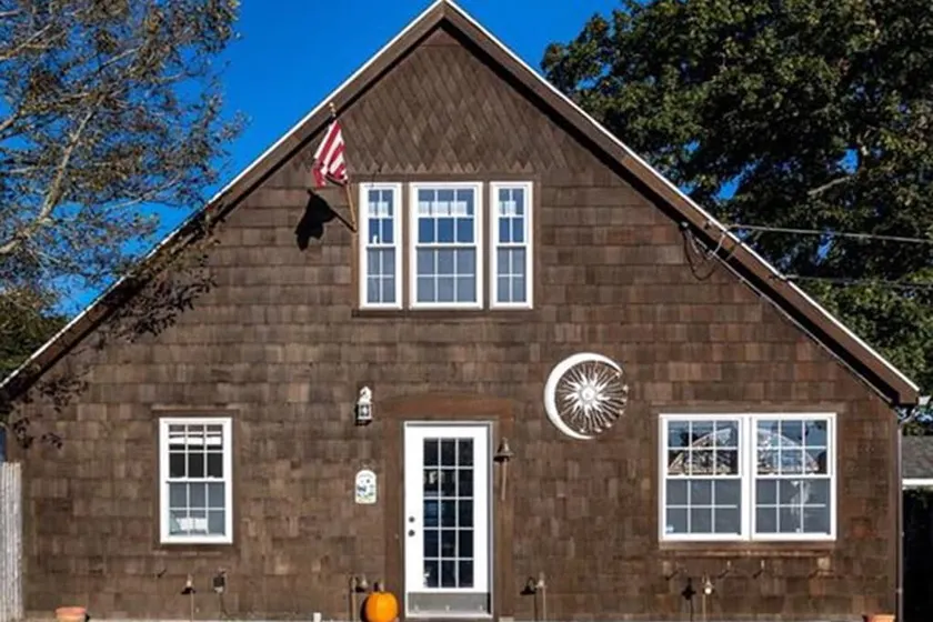 Luxury Driftwood Cottage Saybrook Point - Image 1